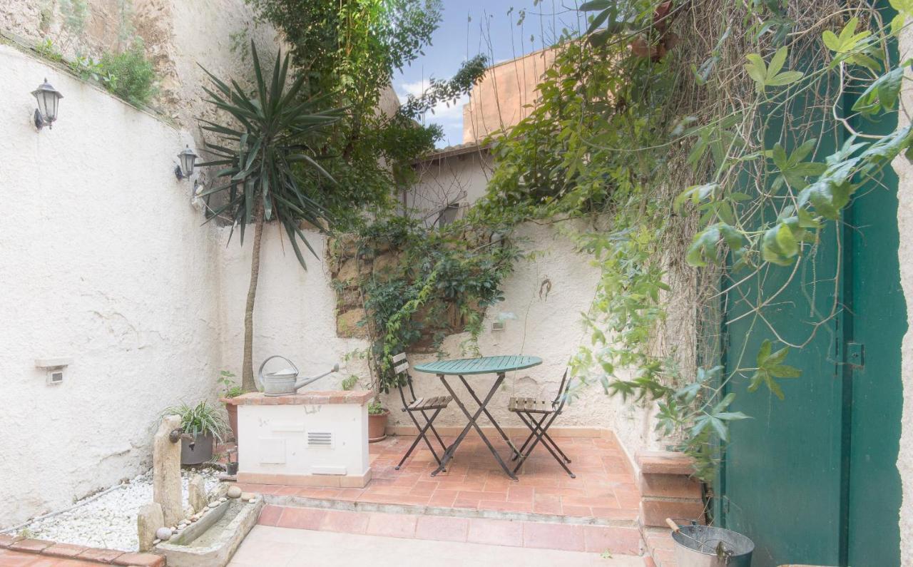 Right House - Small Garden In Old Town - Historical Castle District Cagliari Dış mekan fotoğraf